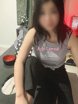 Sensual massage provider Macquarie Park, NSW – Erotic massage session – Adrienne – profile photo