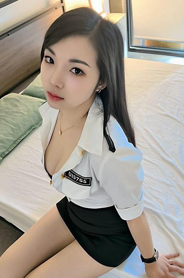 Sensual massage provider Sydney, NSW – Erotic massage session – Gracehotbabe – gallery photo 2