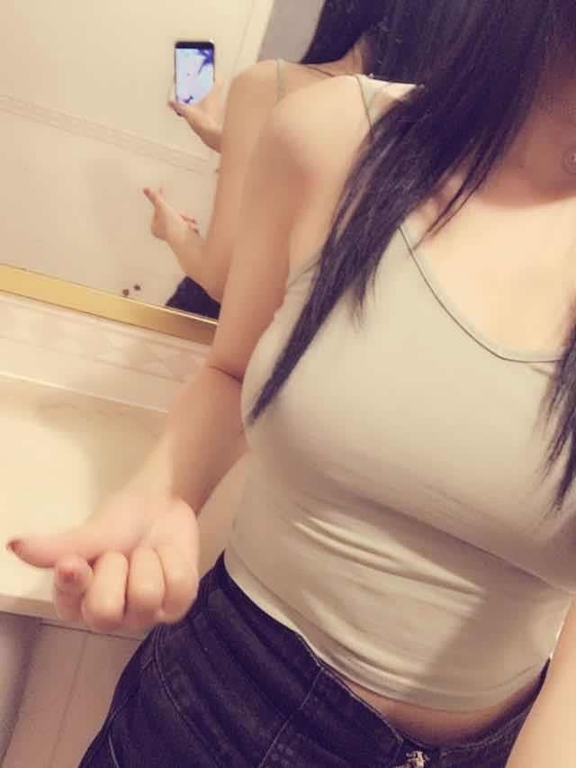 Sensual massage provider Sydney, NSW – Sensual massage session – Shakira – gallery photo 9