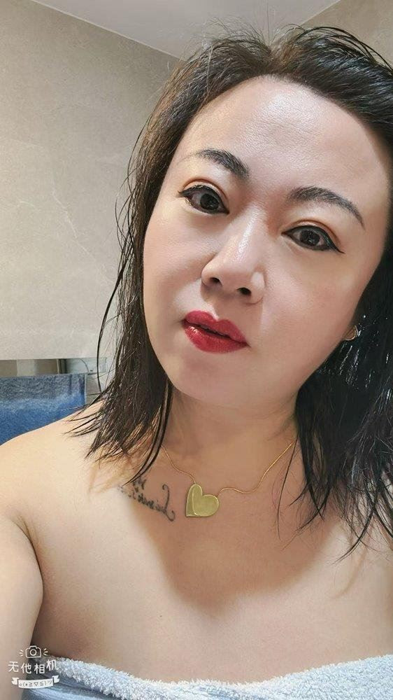 Sensual massage provider Sunnybank, QLD – Erotic massage session – Lili Algester – gallery photo 1